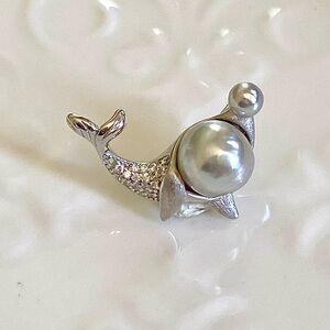 P125-S925 High Quality Double Akoya Sea Pearl Whale Pendant